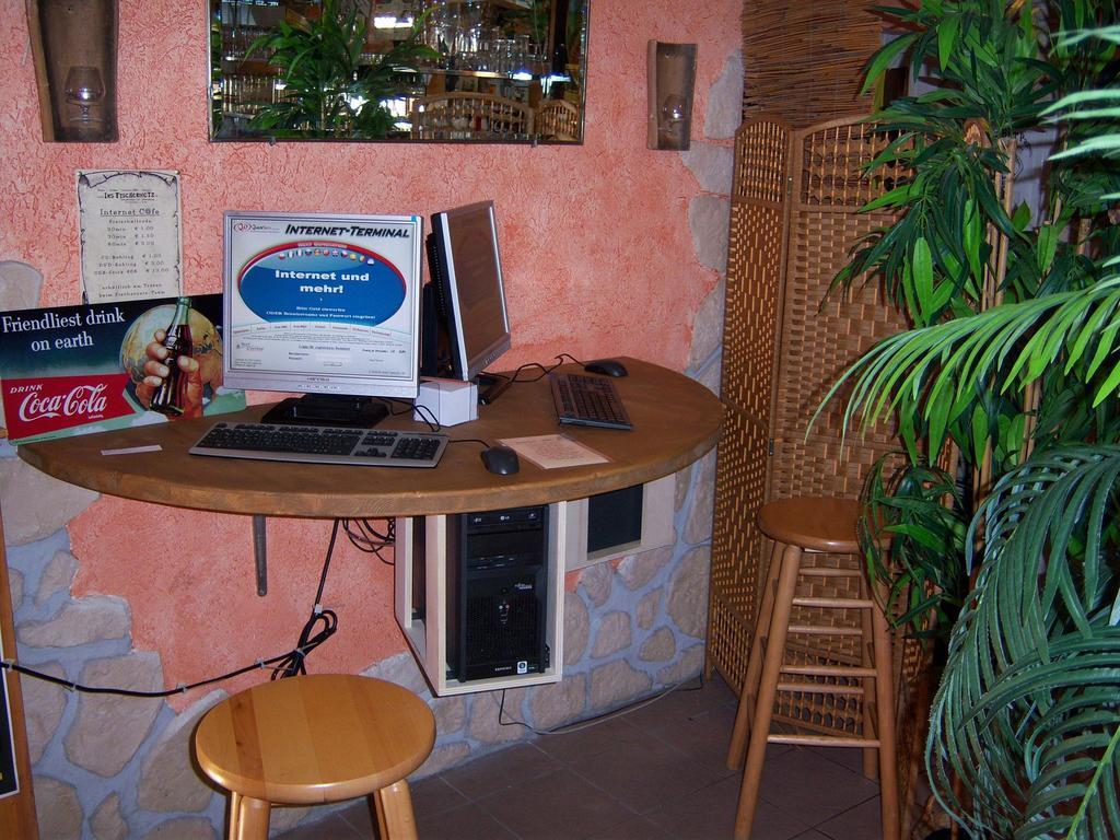 Hotel Pension Ins Fischernetz - Hanser à Meersburg Extérieur photo